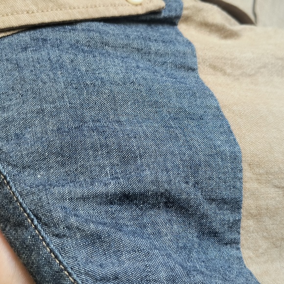 J.Crew Chambray Beige And Denim Color Block Short Sleeve Popover Shirt Sz Med - Picture 14 of 15